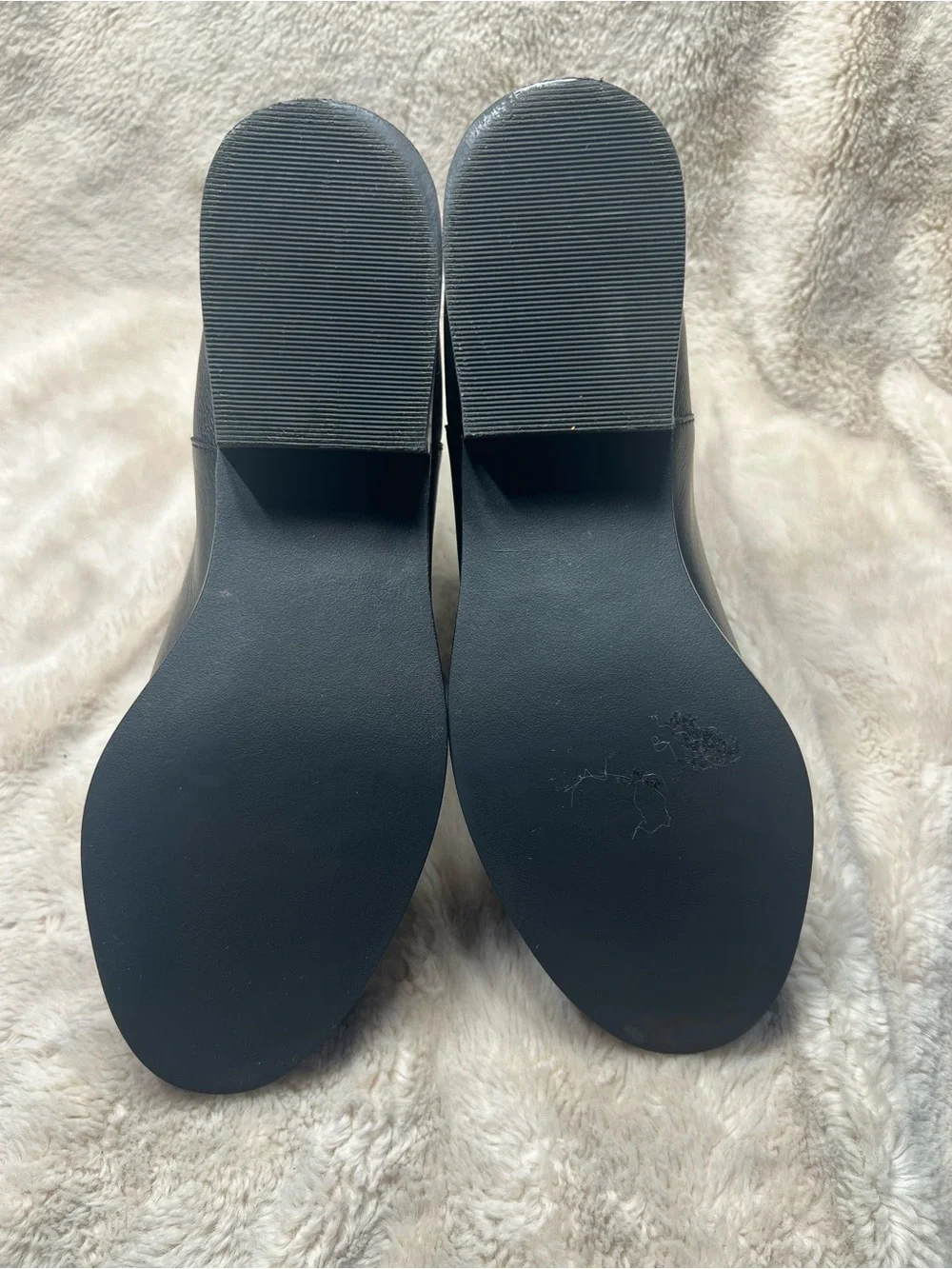Cole Haan Landsman Chelsea ankle boots size 8.5 B